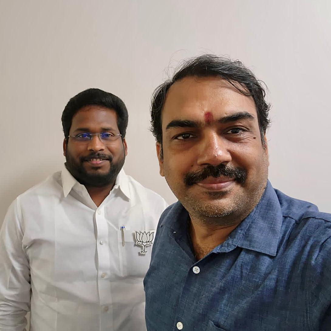 Tiruchi Suriyaa at community welfare program