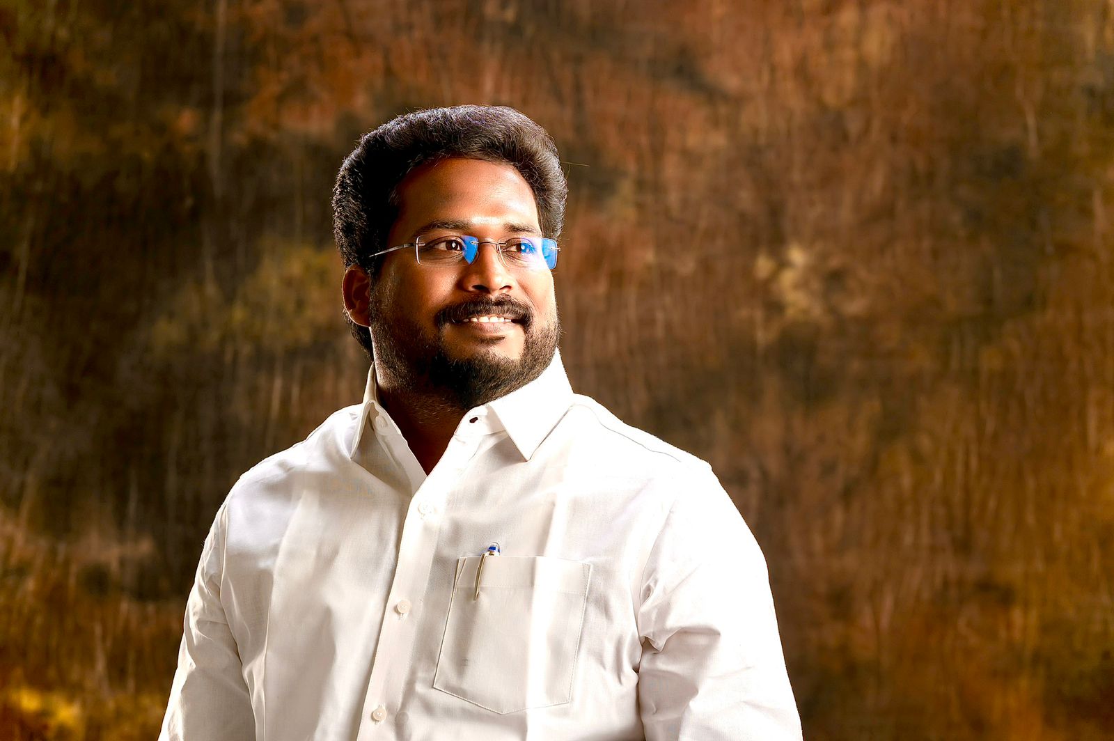 Tiruchi Suriyaa - Reflective moment