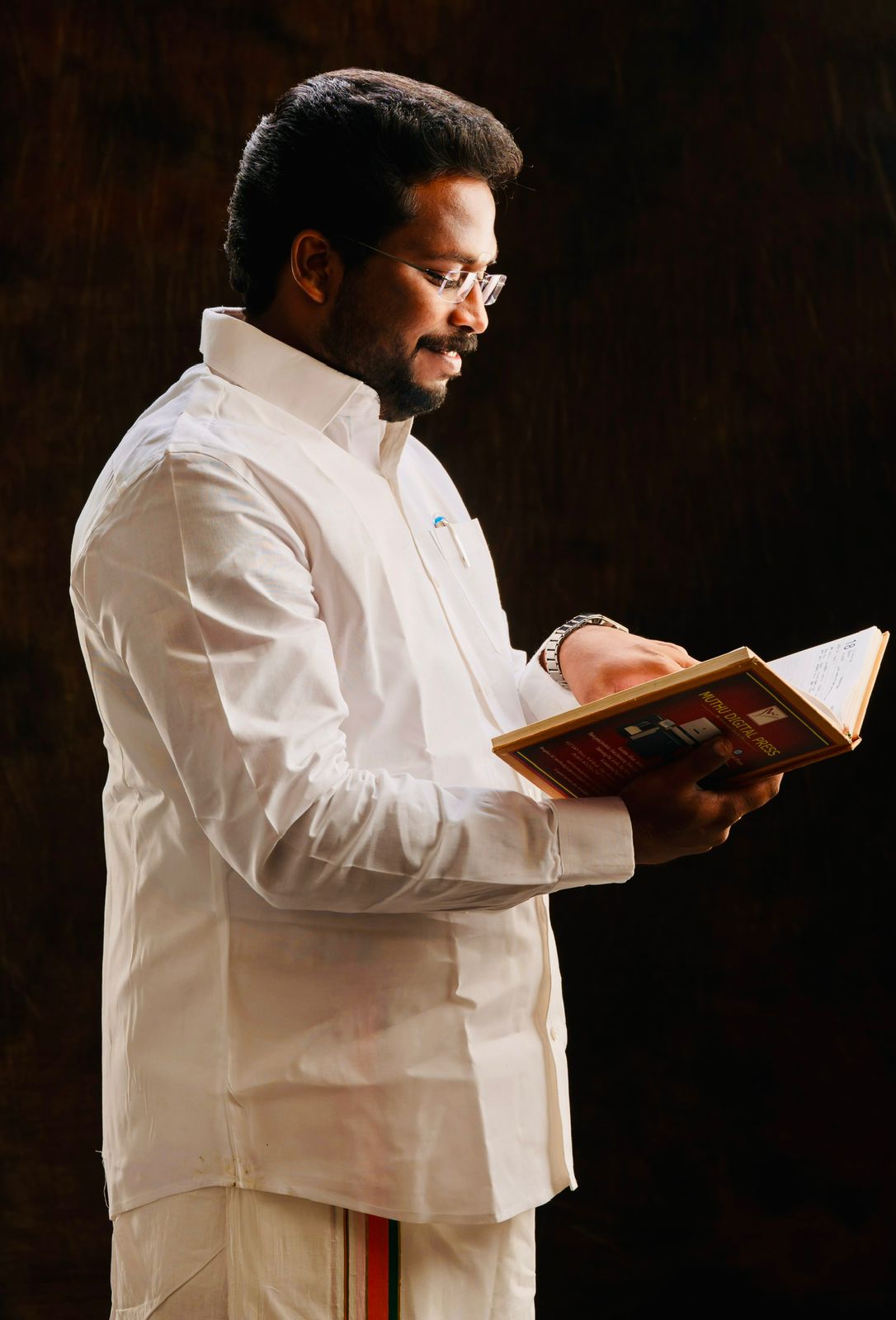 Tiruchi Suriyaa - Portrait at local community event